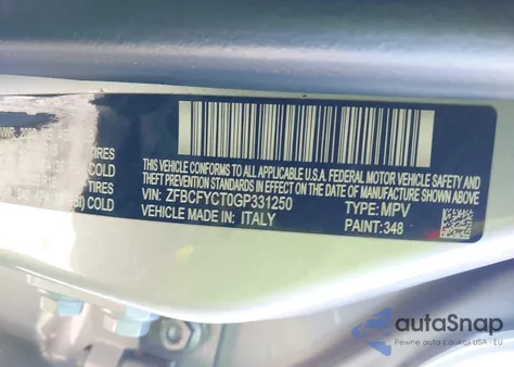 2016 Fiat 500X Trekking z USA, uszkodzony, nr VIN ZFBCFYCT0GP331250